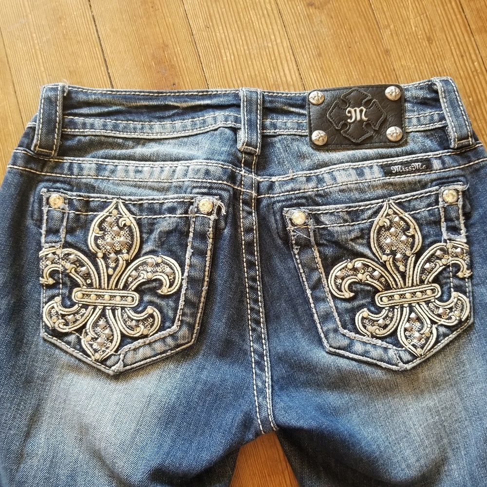 Miss Me bootcut jeans size 26